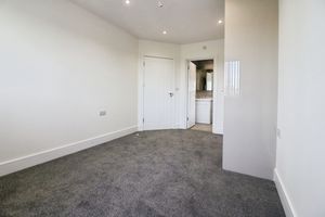 Photo 32- click for photo gallery